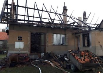 Noční požár domu v Pavlovicích způsobil škodu za jeden a půl milionu