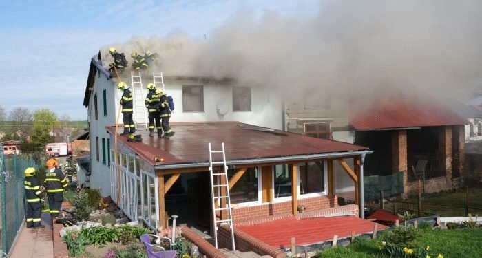 CeskeKrimi.cz | pozarRDgarazTrebom