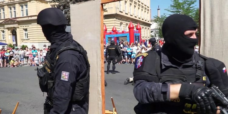 Policie ČR: Den Policie ČR aneb IZS v akci