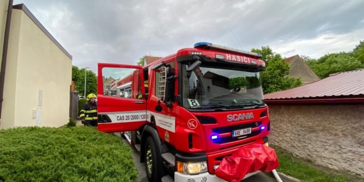 Požár v obytném domě v Praze 5 způsobila technická závada