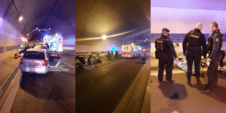 Dopravní nehoda v tunelu Blanka