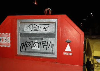 Policisté pátrají po pachateli sprejerství